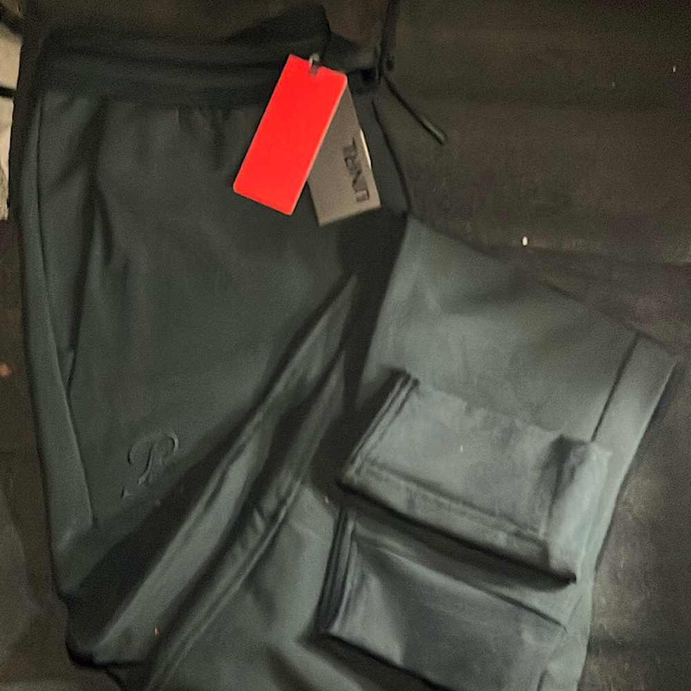 UNRL x Barstool Performance pant, Black Size Medium
